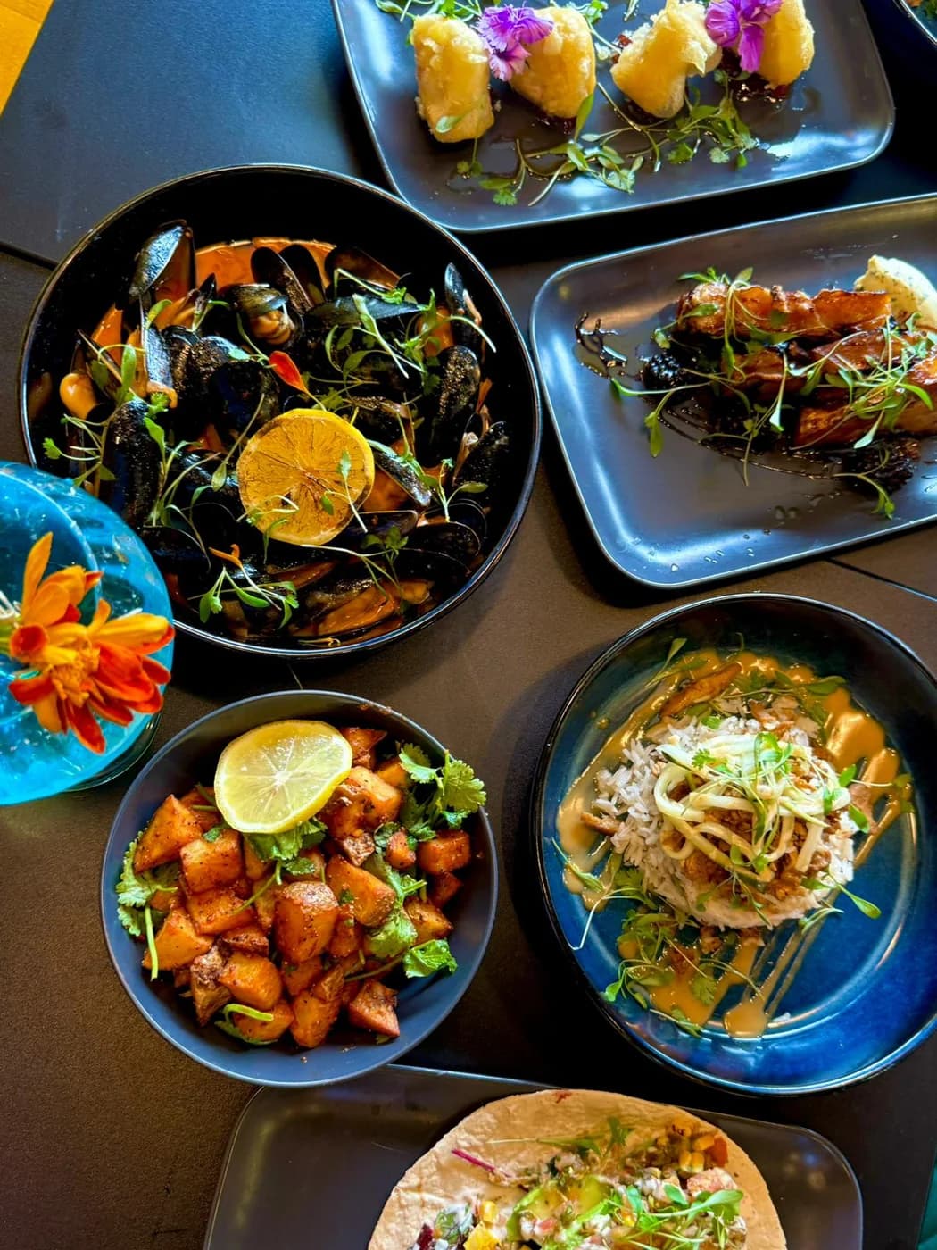 Sharing Plates: Mussels, Pork Belly and Crispy Duck